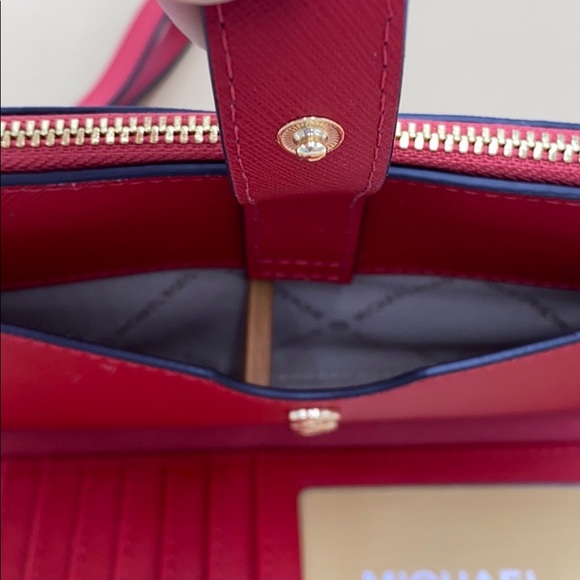MICHAEL KORS LARGE DOUBLE ZIP WRISTLET  FLAME - Picture 16 of 16